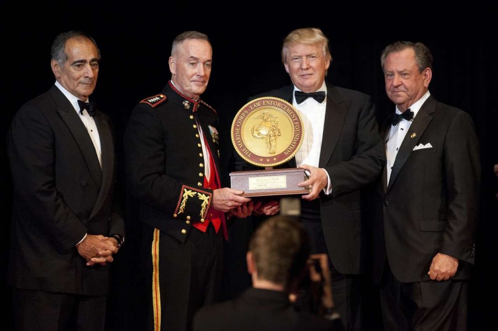 Usa America Men Award Marine Corps Donald Trump John 1047693 Pxhere.com  1024x682